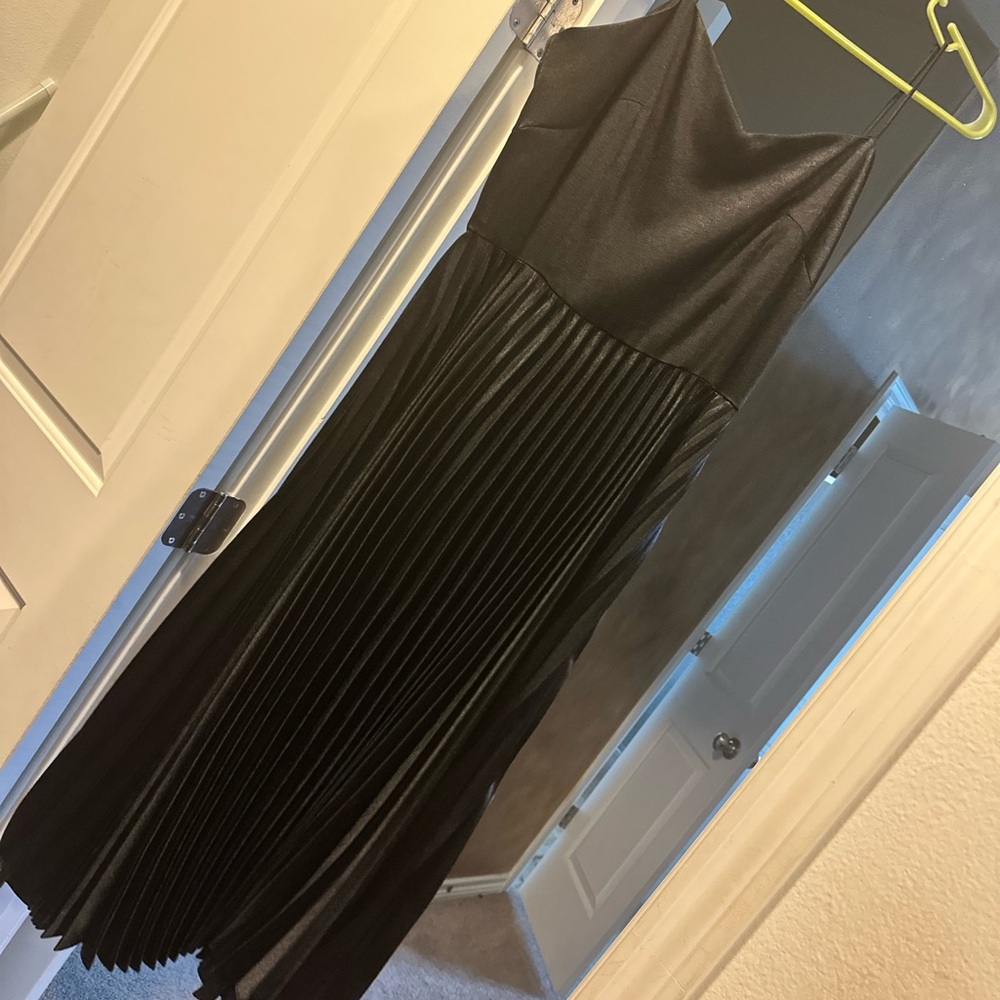 Elegant Black Pleated Dress